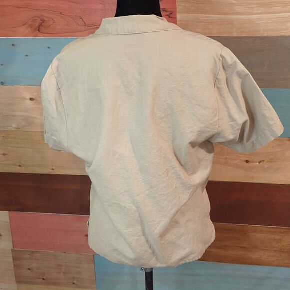 Size 10 linen blend button-down blouse - Picture 2 of 3